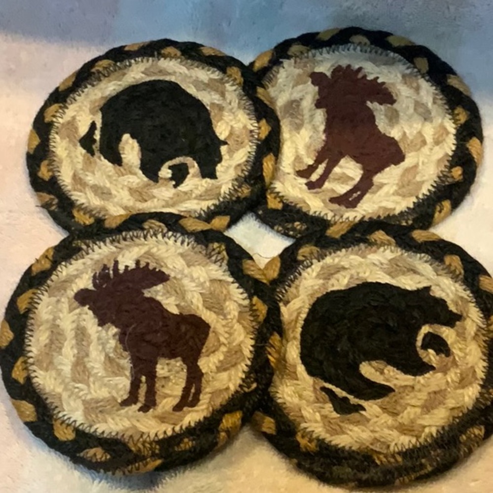 NWT earth rugs 5 x 5 bear moose coaster set of four